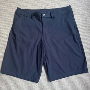 lululemon athletica Men's Navy Flat Front Shorts